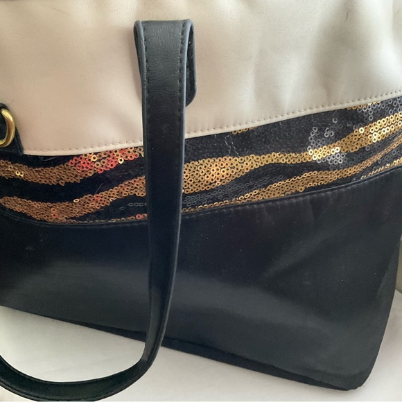 BLACK UNIVERSAL TYPE BAG - Picture 3 of 5